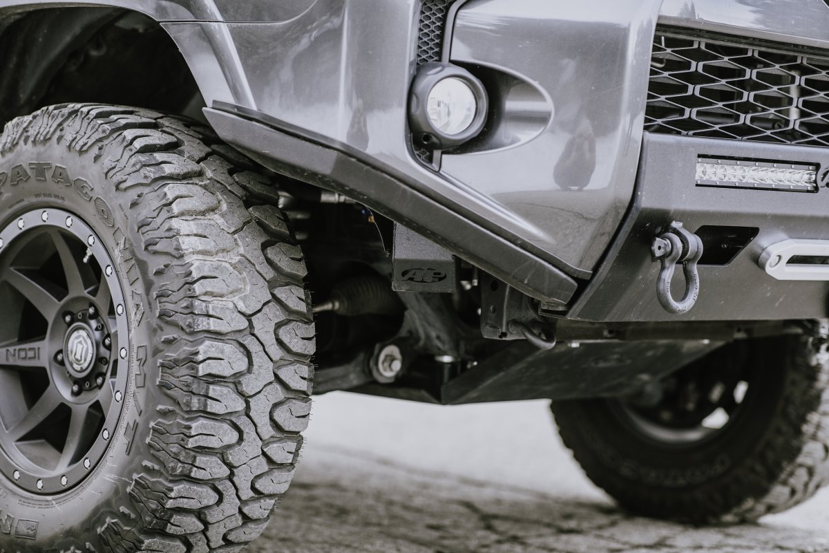 allpro_offroad's tweet photo. Protect your windshield washer bottle with All-Pro Off-Road’s 2014+ 4Runner Windshield Washer Bottle Skid. This skid will protect the bottle from any light debris that you come across on the trail. This skid is made of 11 GA steel. #allprooffroad #toyota #4runner https://t.co/ZLdIBzt2YI