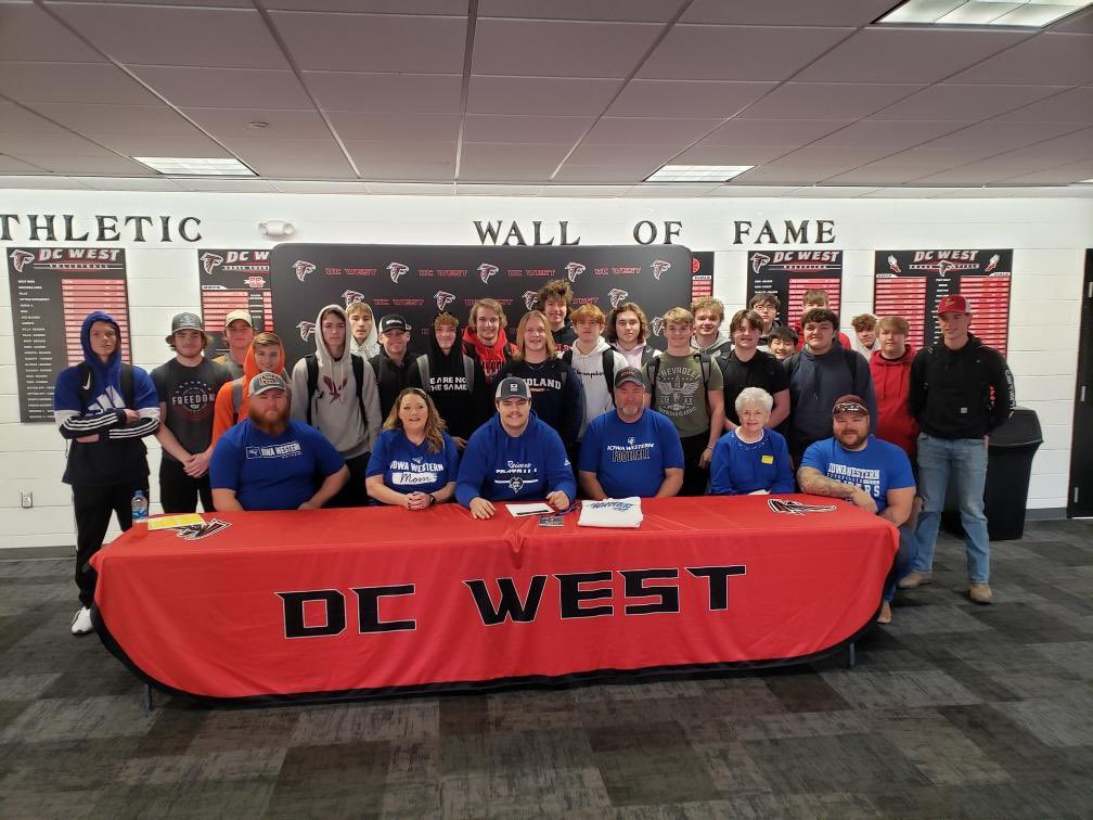 Congratulations to Senior Neil Hartman on signing to continue to play football at Iowa Western! We wish you the best of luck in the future! We are proud of you! 🏈🔴⚪️⚫️
#TheFalconWay #dcwestpride