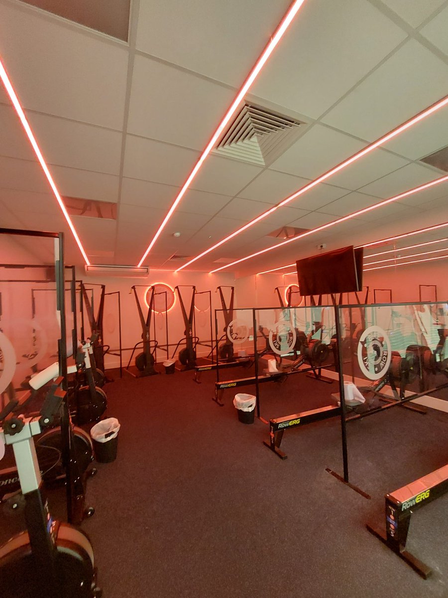 CompleteAir's tweet image. Thrilled to be part of this exciting new fitness venture @bikrowski 🚲 .  At BikeRowSki you get all the benefits of heat but with a constant supply of fresh air in all studios and that's what we do best @completeairconditioning 💨. Is your gym too hot? Give us a call📲