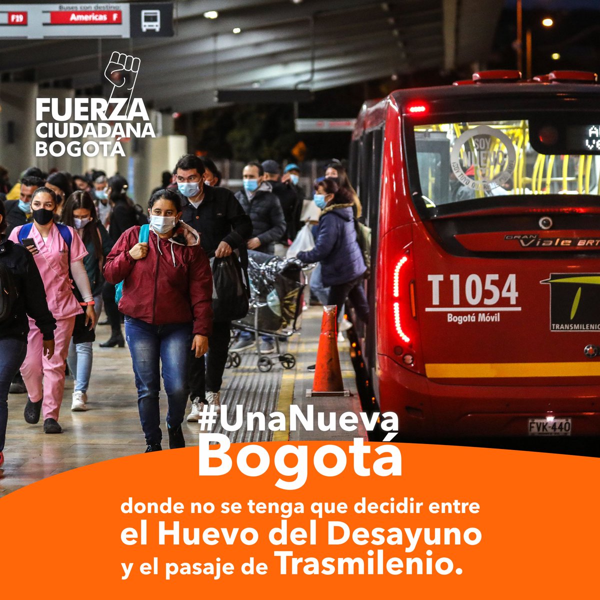 FuerzaCiuBgta's tweet image. #UnaNuevaBogotá donde no tengamos que decidir entre el Huevo del Desayuno y el pasaje de Transmilenio.