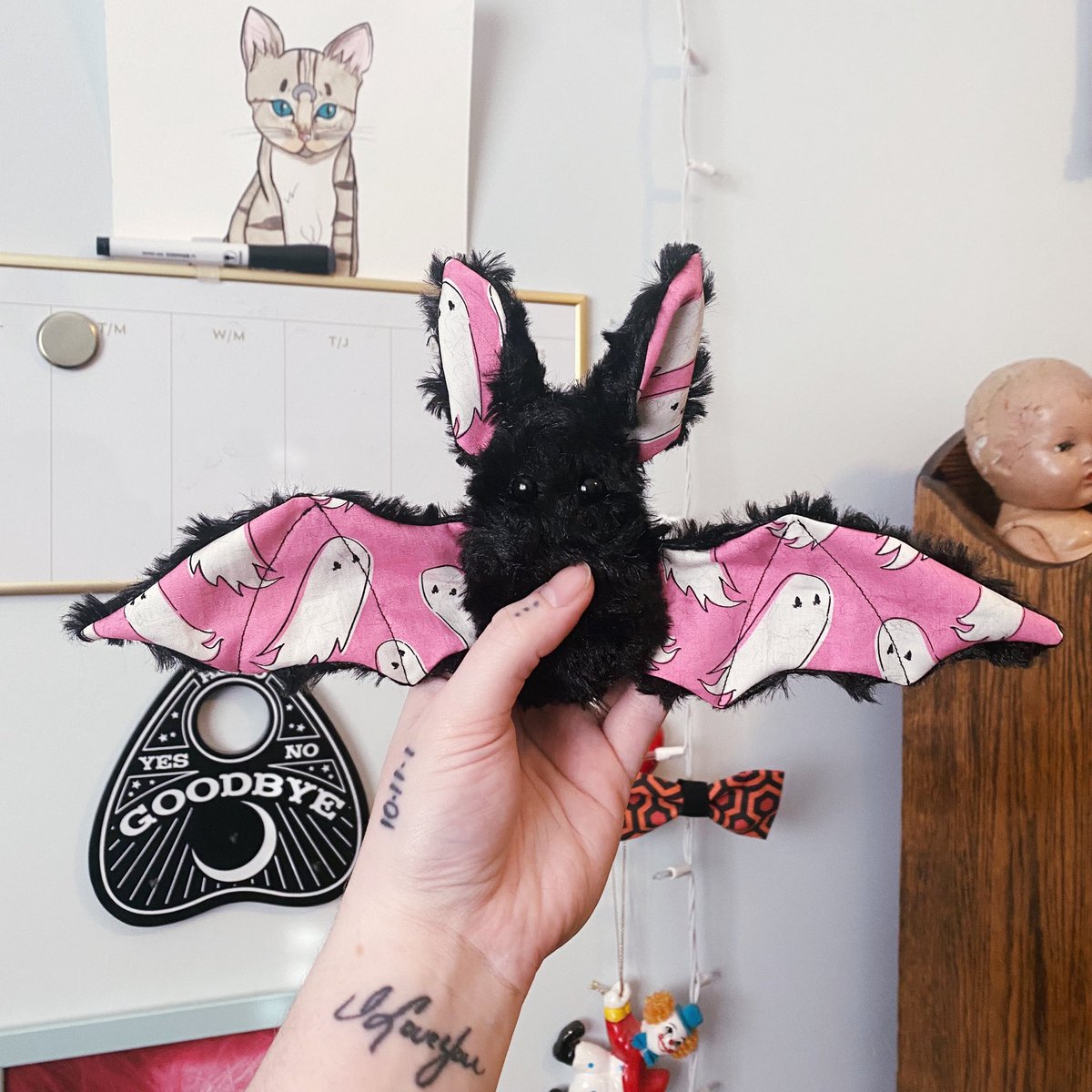 kierapom's tweet photo. Almost forgot to show off this custom bat baby! There are still custom spots available on my site 🦇💕 https://t.co/Dxjh6oieJ4