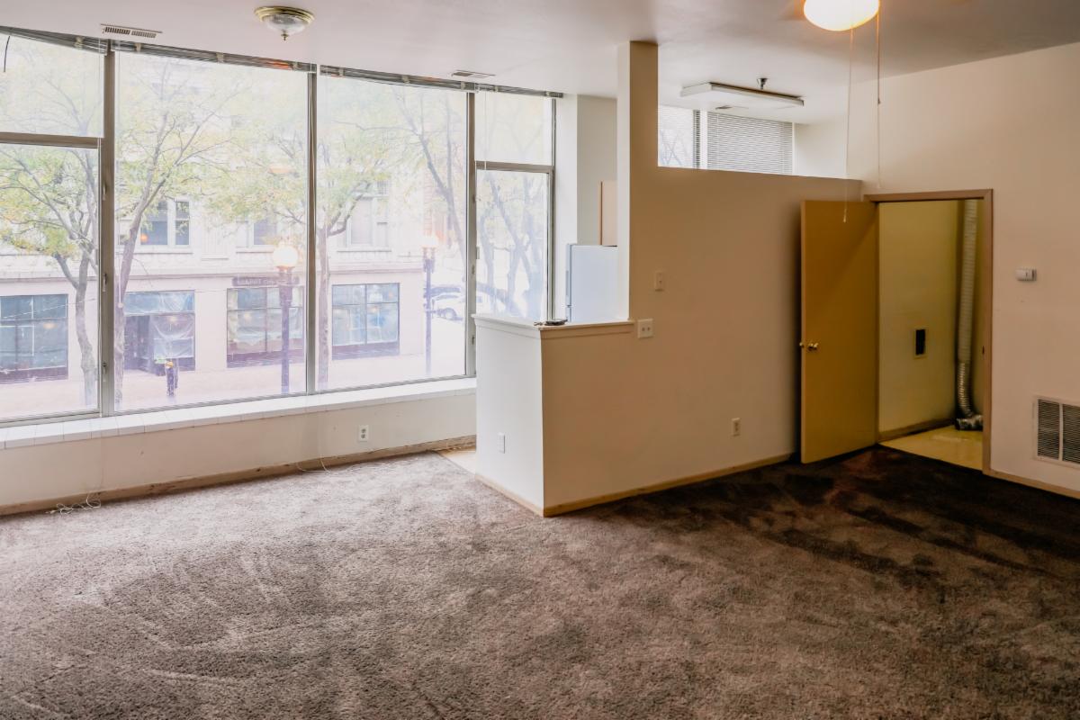 oak_ire's tweet photo. New Listing!
The Securities Building

This beautiful historic, mixed-use building has 5 floors of 35 apartment units on top of ground floor commercial. 

Spencer@Oak-IRE.com
John@Oak-IRE.com
402.702.2710

Listing: https://t.co/GQertXWoi8
#property #multifamily #multifamilyinvest https://t.co/viTUAj6cJc