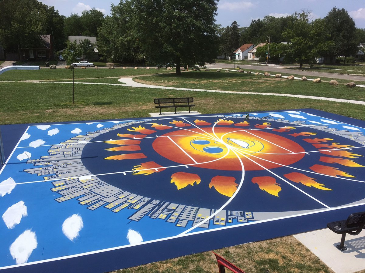 CityofDetroit's tweet photo. Join @DIADetroit for their virtual event featuring Detroit artist and muralist Phillip Simpson tomorrow at 1pm! As part of our City Walls program, Phillip's work can be seen across Detroit!
Learn more at https://t.co/GxCst9dxU0
#BlackHistoryMonth #HistoryRising #BlackHistoryDIA https://t.co/koj5H793t3
