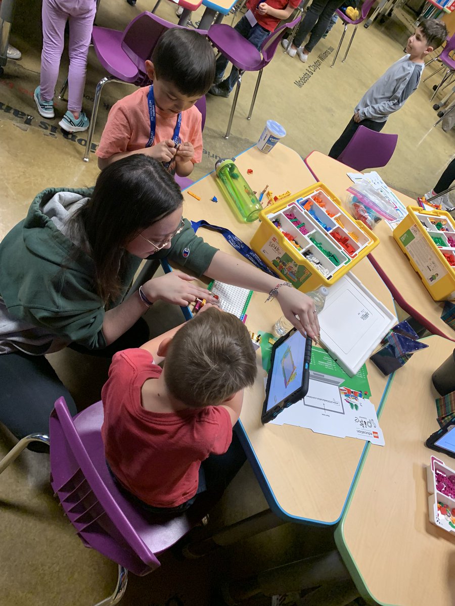 SamuraiRobotics's tweet image. Inspiring the next generation of engineers 🔩⚙️ @first_official_ #FIRST #ftcrobotics #ftc #robotics