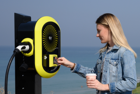 EvFrance's tweet photo. Imaginez un avenir où les transports sont propres, sans émissions et accessibles à tous.
EV Meter fait de cet avenir une réalité grâce à des solutions de recharge VE de pointe.
@NayaxGlobal @Car2Plug https://t.co/4FzCLvxx8m