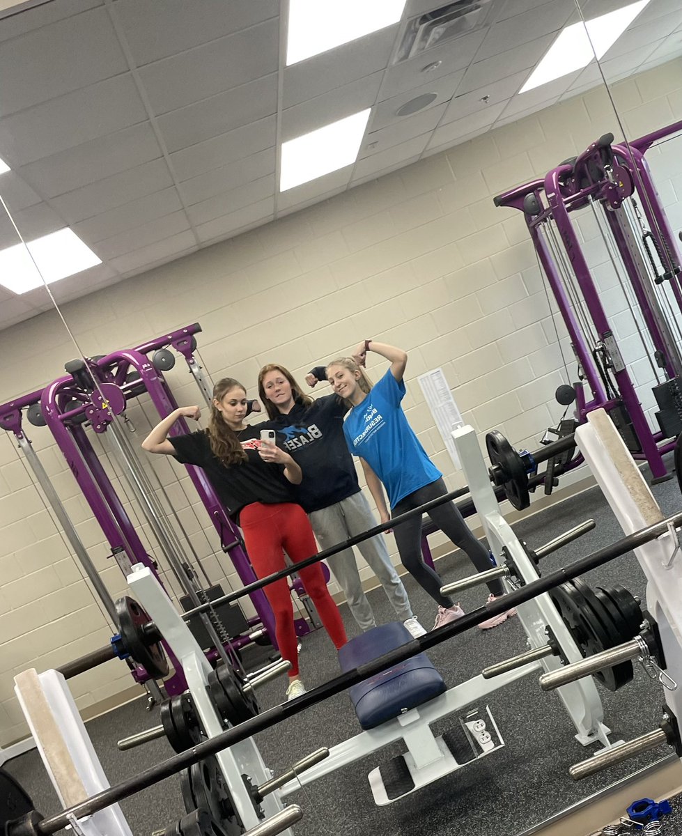 Prepping for BEAST by being a BEAST!!! Making those gains in the weight room💪 <a href="/VivianStone2023/">Vivian Stone</a>