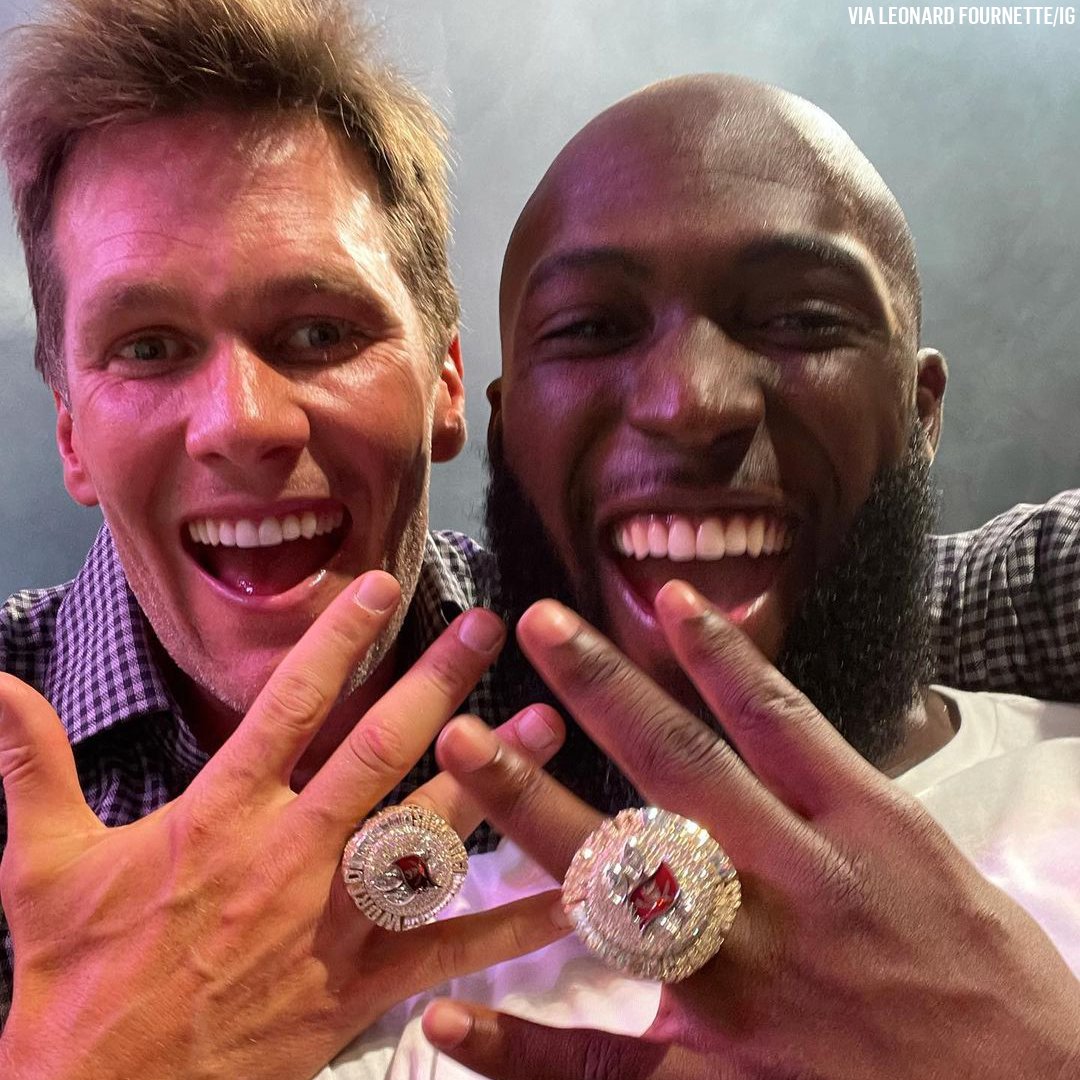 NFL's tweet photo. Tompa Tommy was different 😎🌴#ThankYouTom (via @Buccaneers, @_fournette) https://t.co/3ZInr1cJ4L