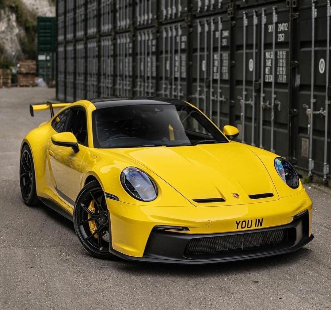 PorscheCIub's tweet photo. Racing Yellow 992 GT3 https://t.co/3ylSwCQllw