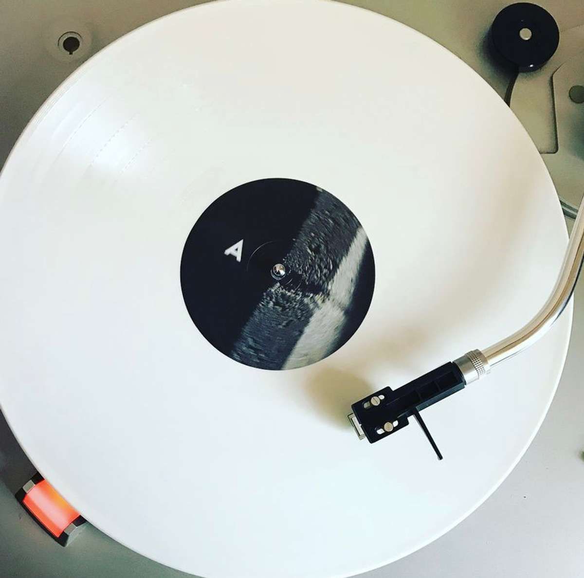 Now we've had the fun of the @yardactband release week. My little label that released all of James' former band Post War Glamour Girls' LPs has a handful of their last LP, Swan Songs, left on white vinyl. After that all PWGG 12"s will be fully sold out! 
hideandseekrecords.com/shop/categorie…