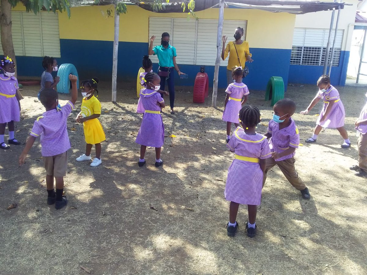 Stephanie Baker tweet media