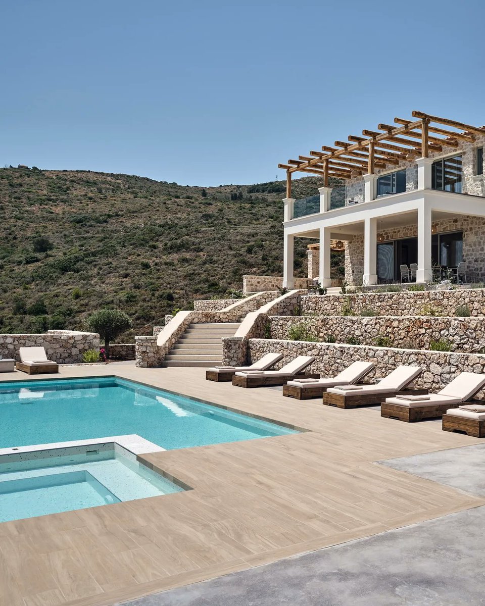 The Peligoni Club tweet media