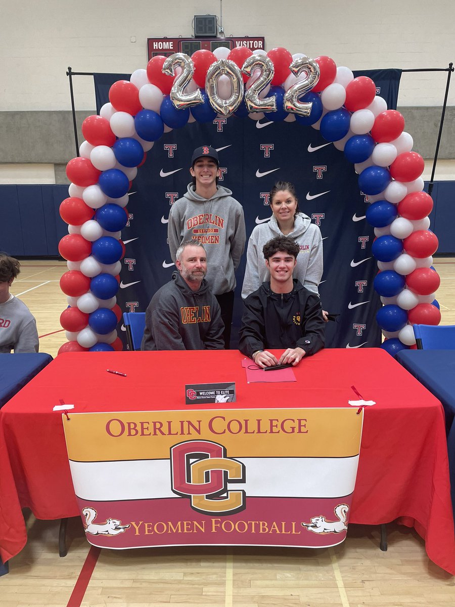 Ready to get to work with <a href="/Yeo_Football/">Oberlin Football</a> ! Big thanks to @CoachO_YEOFB <a href="/CoachJirgl/">Ryan Jirgl</a> <a href="/CoachATrotta/">Anthony Trotta</a> <a href="/TesoroFootball/">TesoroFootball</a> <a href="/TheDBLab/">The DB Lab #fixmyDB</a> <a href="/SaddlebackStre1/">Saddleback Strength & Conditioning</a> &amp; all my family, friends and teammates for the support! <a href="/ocvarsityguy/">Dan Albano</a> <a href="/SoCoastLeague/">South Coast Football Insider</a> #GoYeo #RaiseTheStandard
