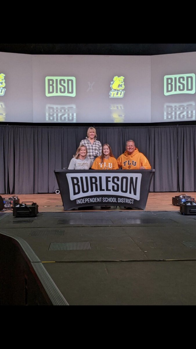 Monte Johnson (@johnsonmonte__) on Twitter photo So proud of my sister! She has been so committed to working her butt off to be an outstanding High School volleyball player and teammate. Now she gets to take her talent to the next level. I love you Annie and Iβm so proud of you, Congratulations!π€π <a href="/johnsonannie99/">Annie Johnson</a> So proud of my sister! She has been so committed to working her butt off to be an outstanding High School volleyball player and teammate. Now she gets to take her talent to the next level. I love you Annie and Iβm so proud of you, Congratulations!π€π <a href="/johnsonannie99/">Annie Johnson</a>