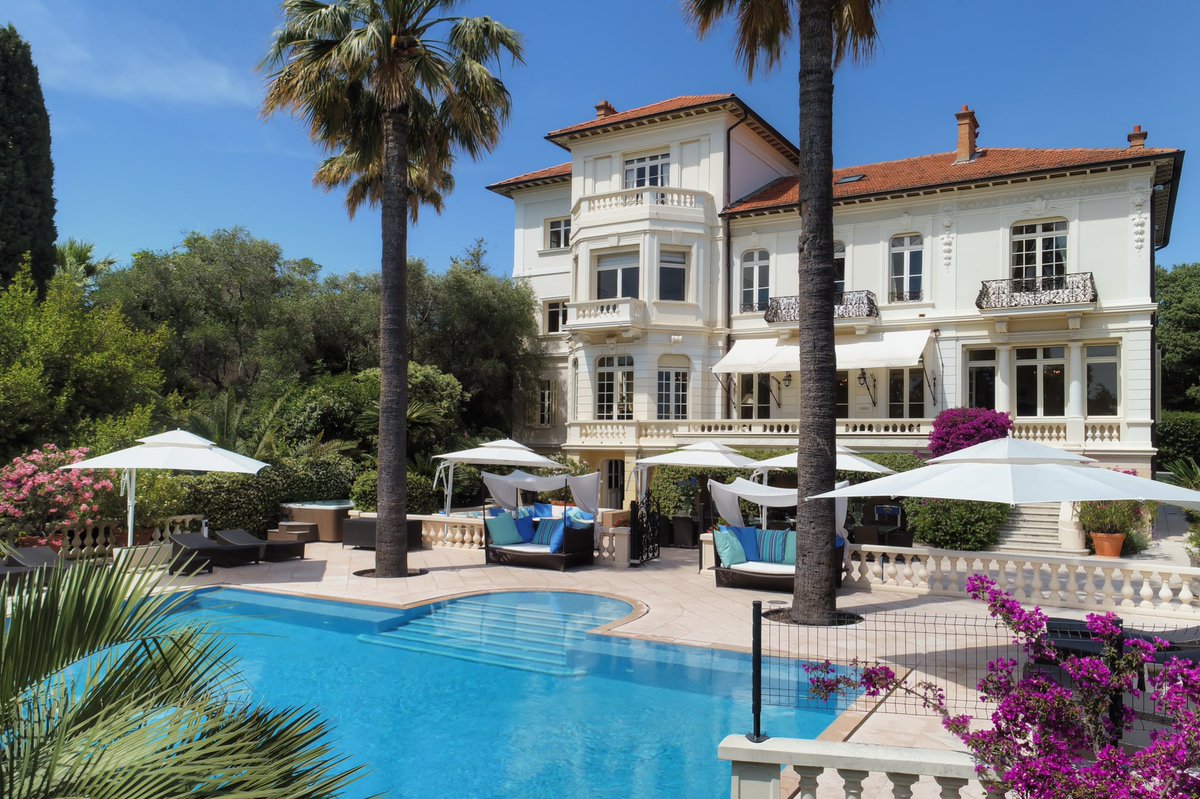 Villalabri's tweet photo. Time to end the winter blues and book your #summer in #Cannes @Villalabri #frenchriviera https://t.co/ikRxvxoJLo