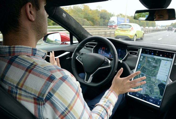 Использование машины. Мебель из автомобилей. Альтернативные виды топлива. Много машин. Мегаполис пробки.