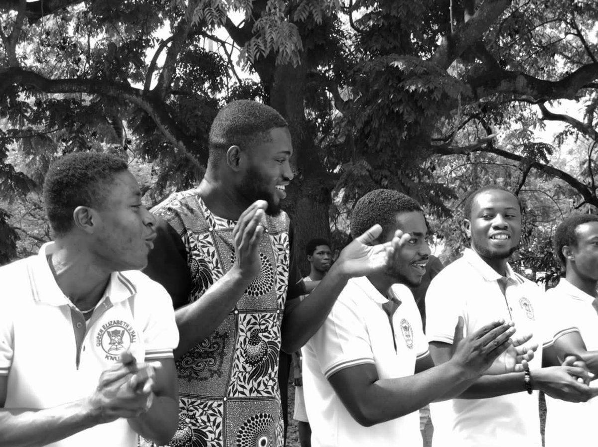 jordboafo's tweet photo. From the Palace to the pitch, weโre still ROYALS! We strive for the BEST๐@_QueensHall @src_sports_com @knust_src #freshersgames https://t.co/Awwta8kbxQ