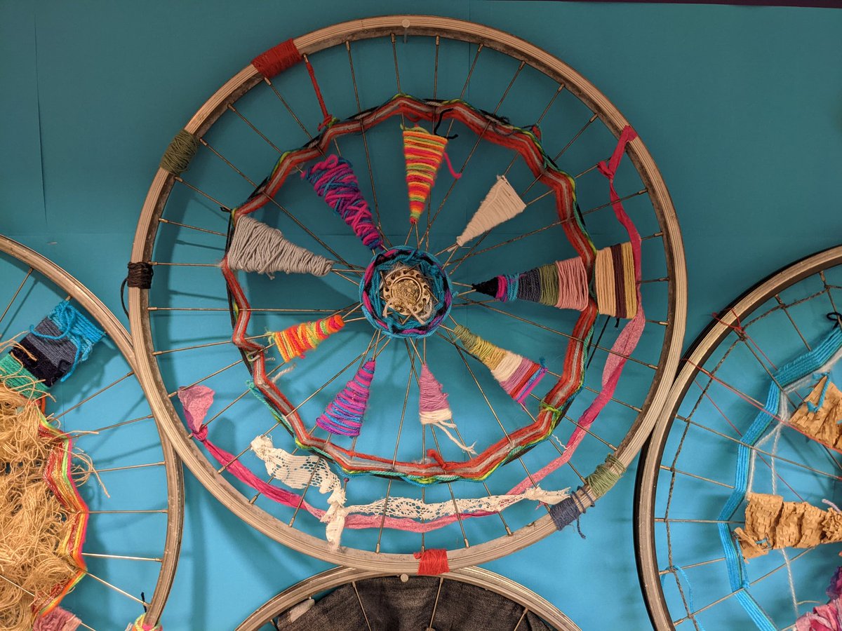 NethertonJI's tweet photo. Mrs C is over the moon with Year 3/4's fabulous results from their art topic 'textiles'. Massive thanks goes to 'Cycology Bike Recycling at Gav's Bikes', who very kindly donated the bicycle wheels to weave onto. @TammyKanat #amazingartists 👨‍🎨🌟 https://t.co/W9Jc9JHsJr