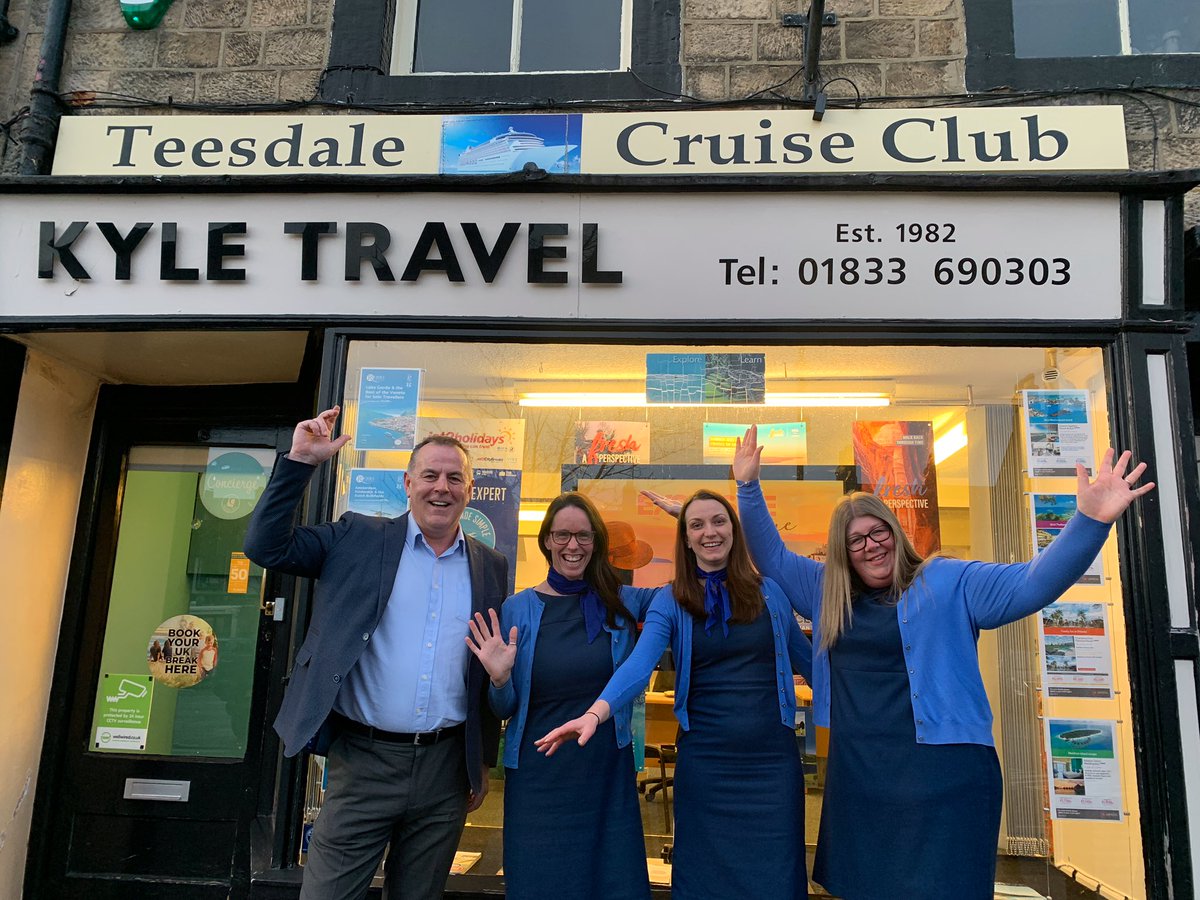 TTGTravelQueen's tweet photo. Another fab visit, this time with the brilliant team at @kyletravbarney. Fantastic to see agents back to doing what they do best - selling dreams and supporting clients. Thanks for having us guys! #TTGTop50 @ScenicEmerald https://t.co/vSdW0YQcIs