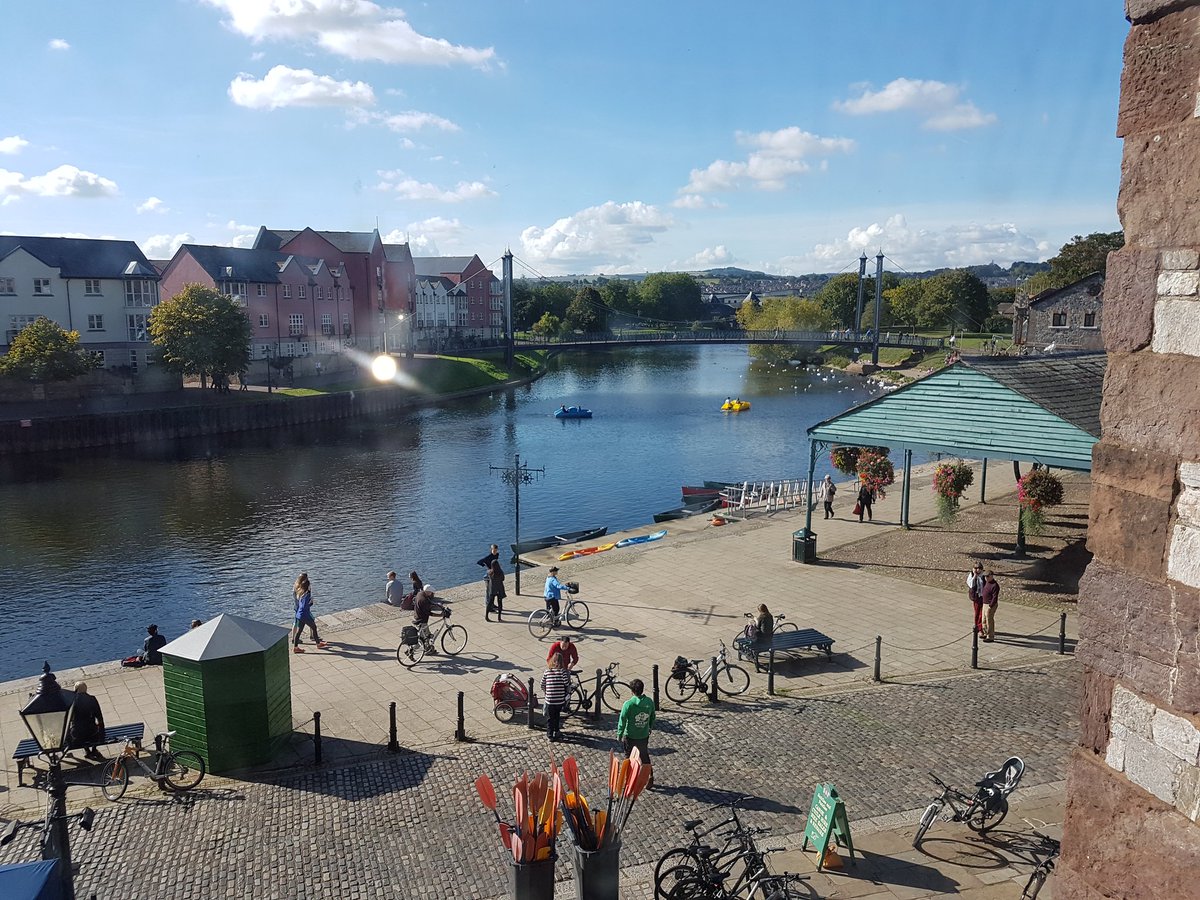 Quay Presents tweet media