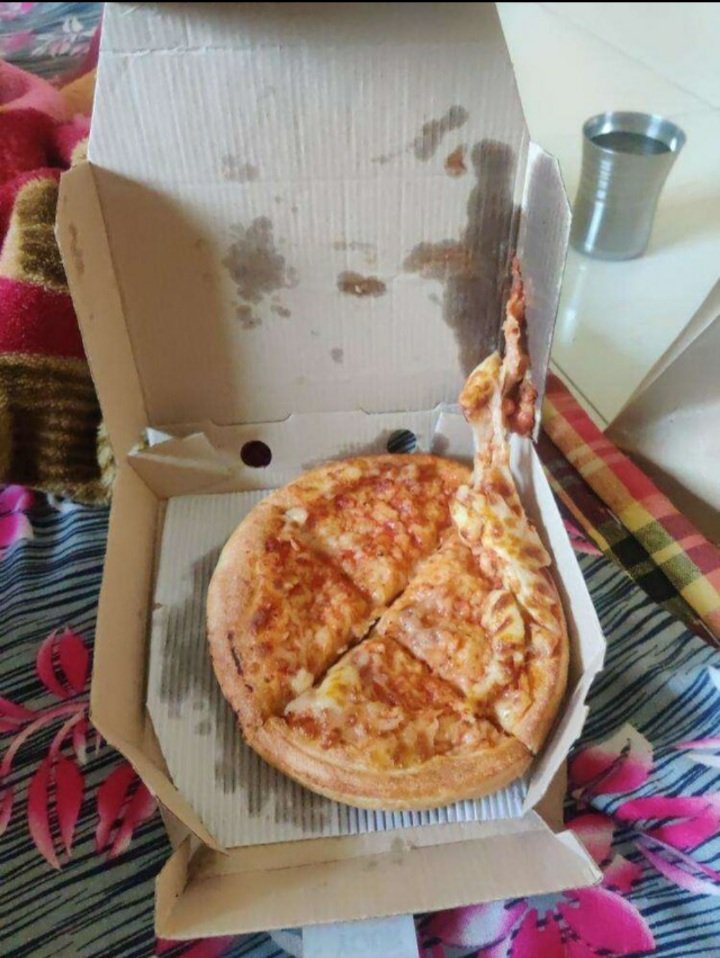 Jituvarma01's tweet photo. @zomatocare @ZomatoProHelp @PizzaHutIN order veggie fest and got margartita instead. Order id -  3447293138. https://t.co/bSch3K8RJm