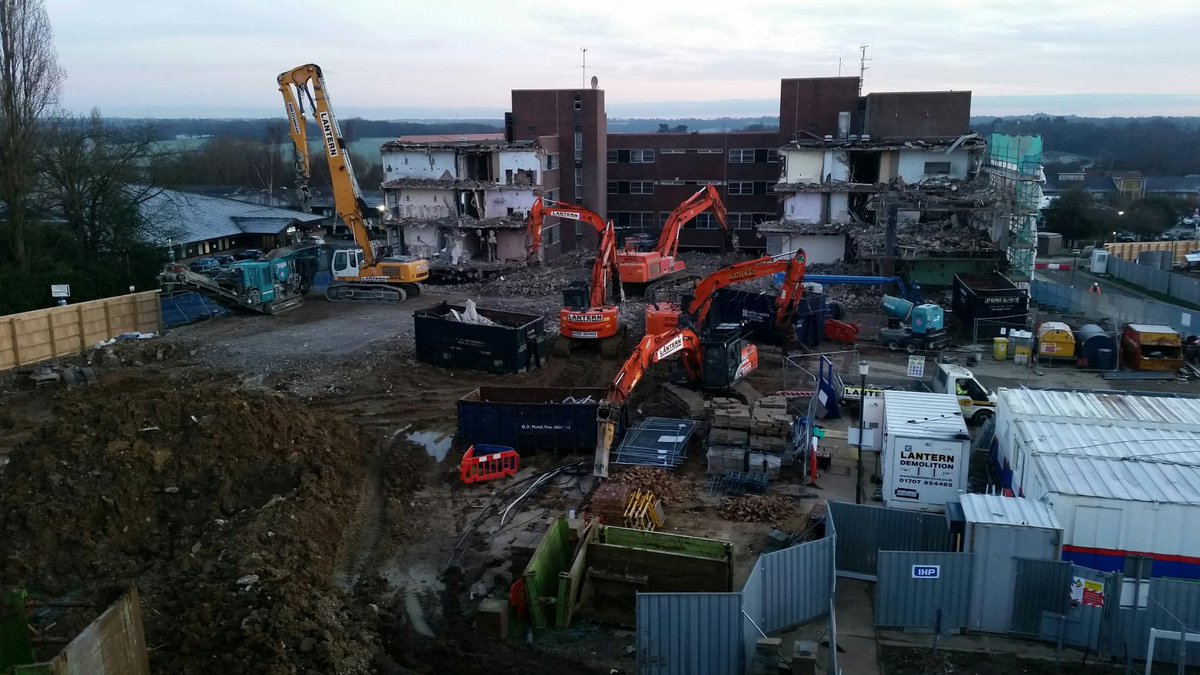 LanternRecovery's tweet photo. A snap of our other division who are usually hard at work! 👀💪🏻 

It’s looks as though it’s lunch time when this photo was taken but someone missed the memo… can anyone spot where he is? 😏

#Lanternlife #Anotherdivision #towlife #cranework #workhard #playhard https://t.co/LjsFwSjWjf