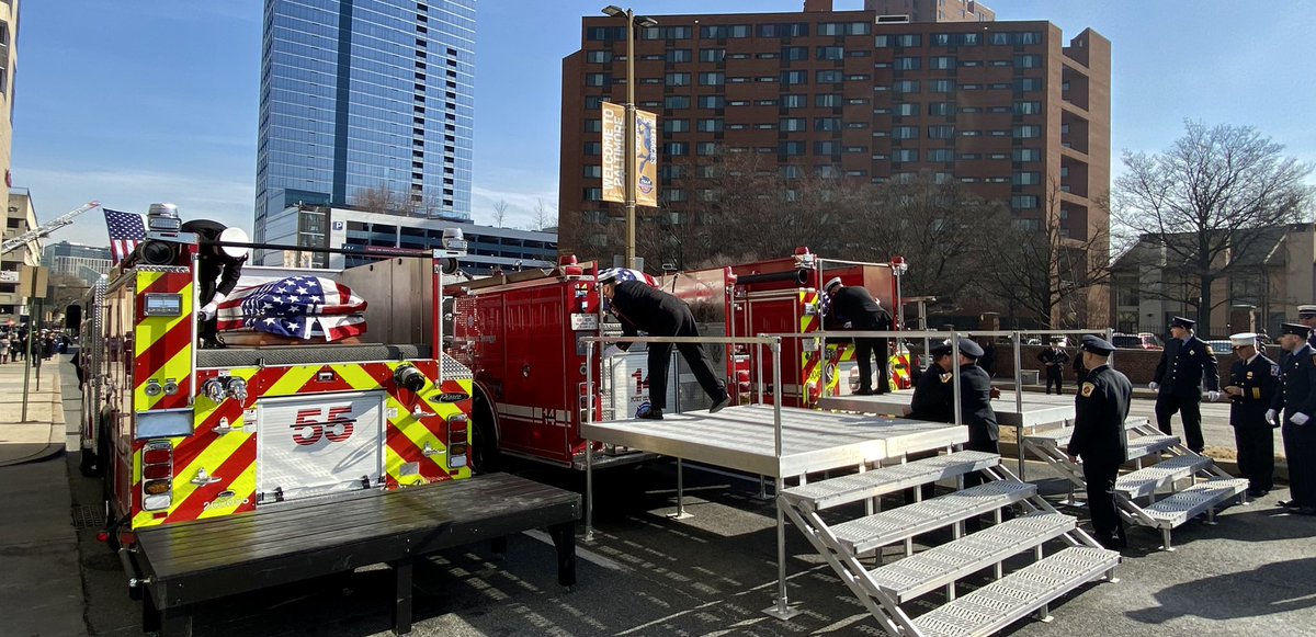 Thousands showed their support to pay their final respects to #Butrim #Sadler #Lacayo It was an emotional journey down the sea of blue for #FirstResponders as #OurHeroes took their last stroll in #Baltimore.