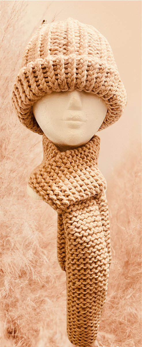 crocheteffect's tweet photo. @WhoopiGoldberg While everyone’s arguing, check out these custom throws, beanies &amp; scarves from @crocheteffect …. https://t.co/IqbrsBepKU