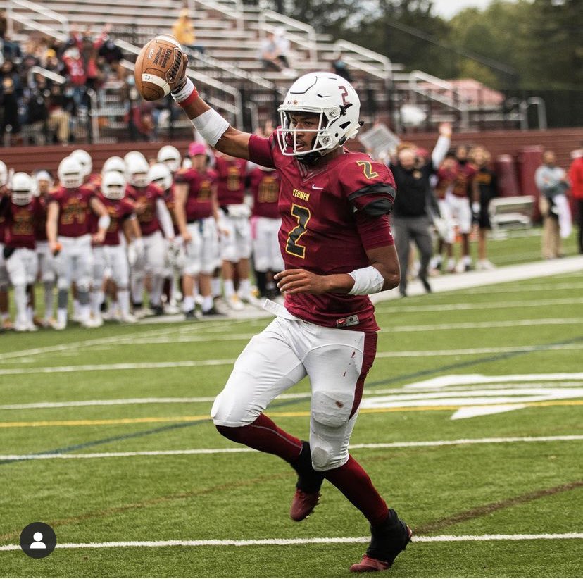 Excited about our Early Decision class and certainly proud of the efforts put in by our staff, players, admission office!  Fun day for awesome student athletes from WEST COAST to EAST COAST!
Shoutout to Recruiting Coordinator <a href="/CoachATrotta/">Anthony Trotta</a> &amp; <a href="/Yeo_Football/">Oberlin Football</a> coaching staff!