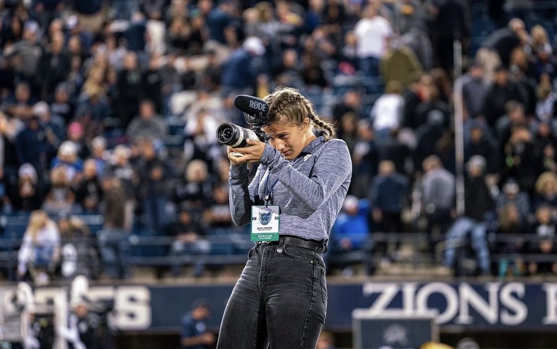 S_TKnowles's tweet photo. I can’t begin to say enough about these 4 women. They continue to 𝙨𝙝𝙤𝙬 𝙪𝙥 and 𝙘𝙧𝙚𝙖𝙩𝙚 everyday for @USUAthletics. 

They truly make mine and @taylor_j_brown’s jobs easier! 

#NGWSD https://t.co/nYwDQNzlhq