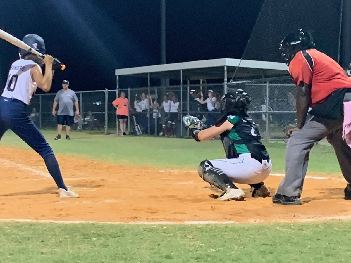 Revolution Elite Fastpitch tweet media