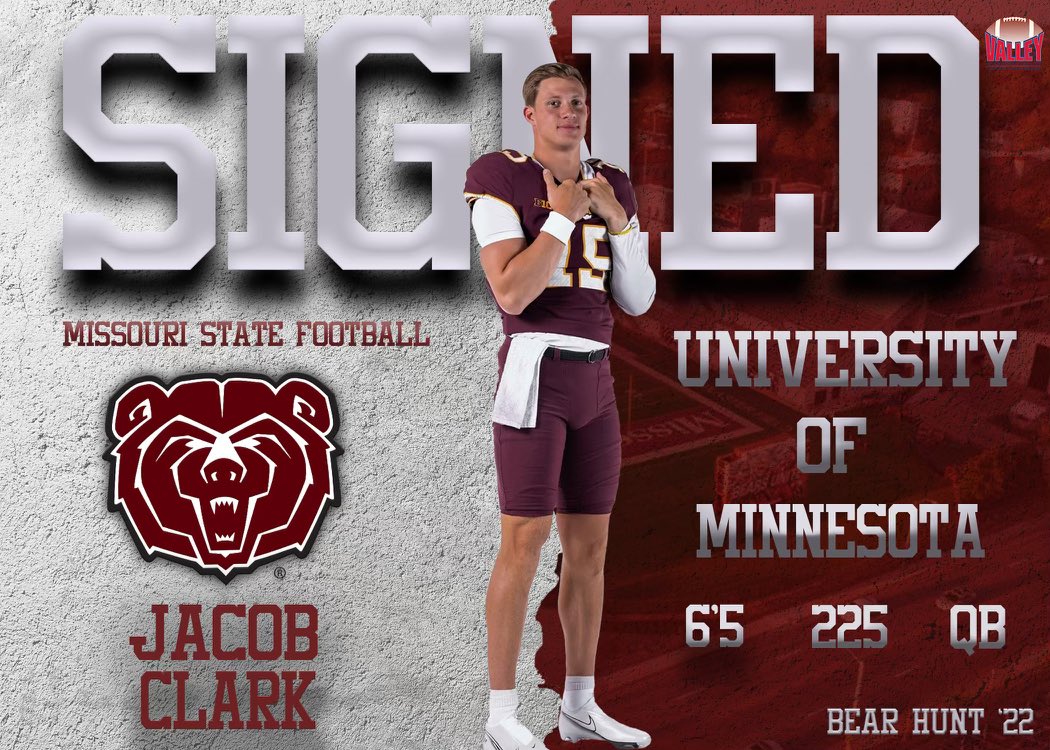 Bringing in a BIG armed QB with BIG time experience! #WakeTheBears

<a href="/JacobClark_12/">Jacob Clark</a>