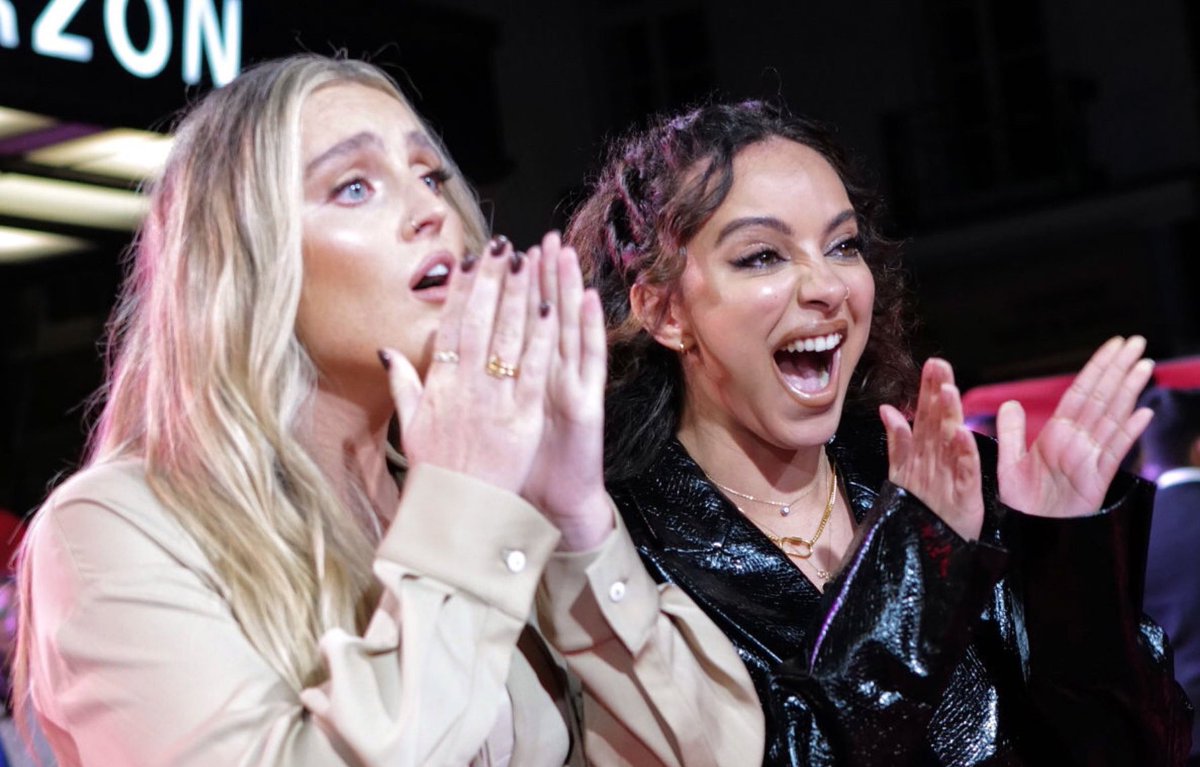 mixermanagement's tweet image. Let’s try our best and get  #LeighAnneIsComing trending! 👏