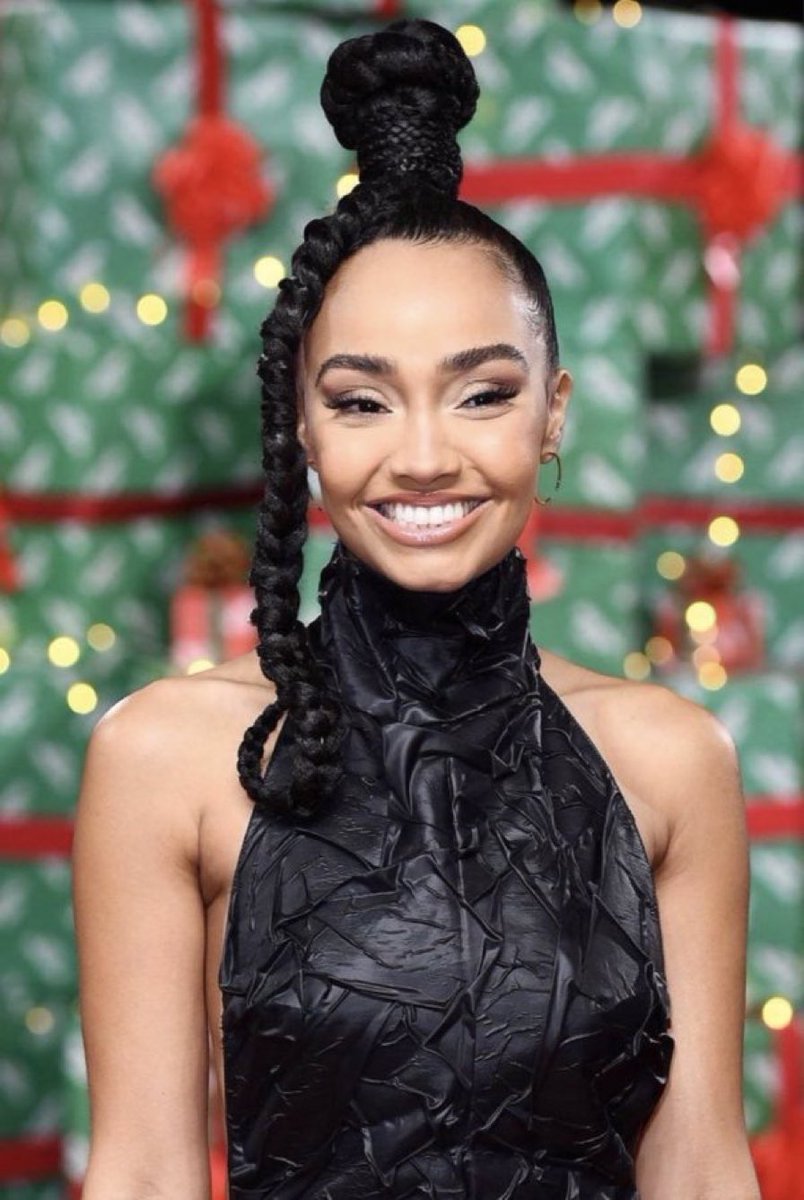 mixermanagement's tweet image. Let’s try our best and get  #LeighAnneIsComing trending! 👏