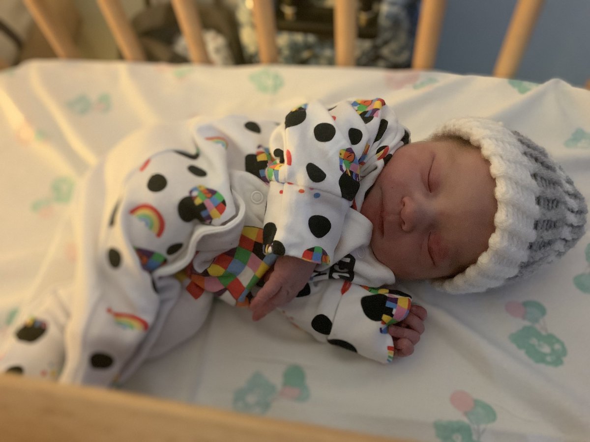 HannahNutting1's tweet image. Meet Morgan Finn 🥰 arrived this morning in a bundle of chaos at 1.30am, 7lbs 3oz.