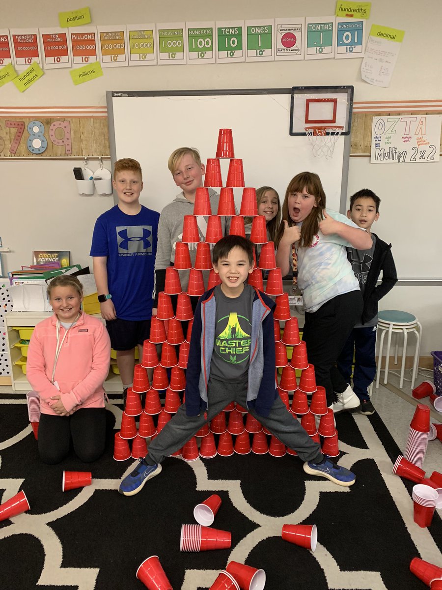 Recess shenanigans.<a href="/Wellington_Elem/">Wellington ES</a> #WESRoars