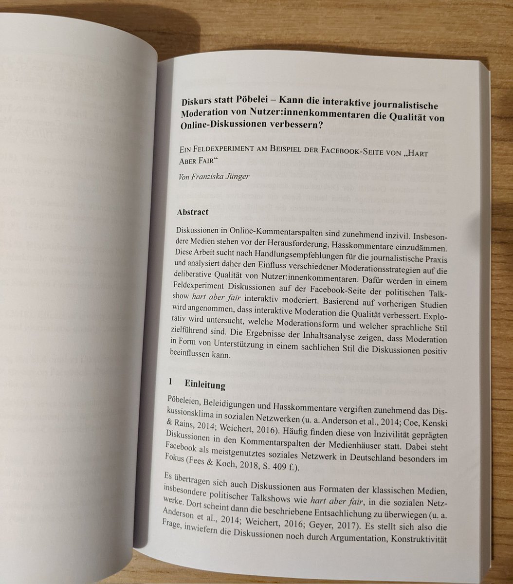 Franziska Jünger (@juenger_franzi) on Twitter photo Was können Community-Management und verschiedene Formen journalistischer Moderation im Netz bewirken? Für meinen Master <a href="/HHU_de/">Heinrich-Heine-Universität Düsseldorf</a> habe ich dazu geforscht und nun ist eine Zusammenfassung meiner Arbeit auch im neuesten Tagungsband des <a href="/DFPKde/">Düsseldorfer Forum Politische Kommunikation</a> zu lesen: shaker.de/de/content/cat… Was können Community-Management und verschiedene Formen journalistischer Moderation im Netz bewirken? Für meinen Master <a href="/HHU_de/">Heinrich-Heine-Universität Düsseldorf</a> habe ich dazu geforscht und nun ist eine Zusammenfassung meiner Arbeit auch im neuesten Tagungsband des <a href="/DFPKde/">Düsseldorfer Forum Politische Kommunikation</a> zu lesen: shaker.de/de/content/cat…