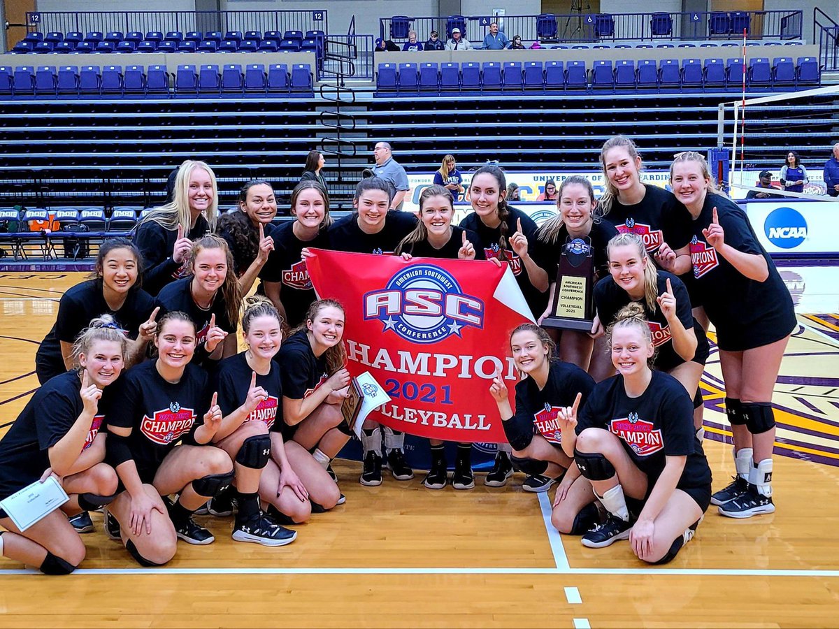UTDallasVB's tweet photo. Happy National Girls &amp; Women in Sports Day to this awesome group of young women! https://t.co/RK7aQHgj25