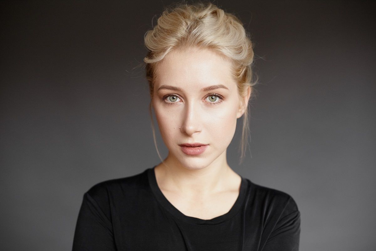 Стася ли. Стася ли. Стася милославская 90е. Стася милославская 2022. Стася ли.