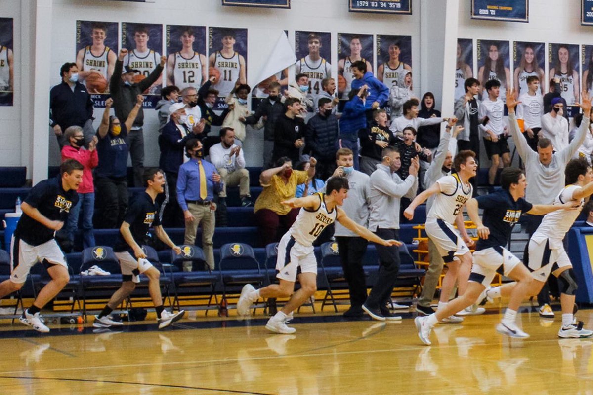 ShrineHoops's tweet photo. Let it snow! Shrine Hoops storms back from 14 point, 4th quarter deficit to stun rival Bishop Foley, 50-49! @ShrineSports @Shrine_Schools @CoachMaryanski 

{PC @picsbykenzie_} https://t.co/qqdluFpzeM
