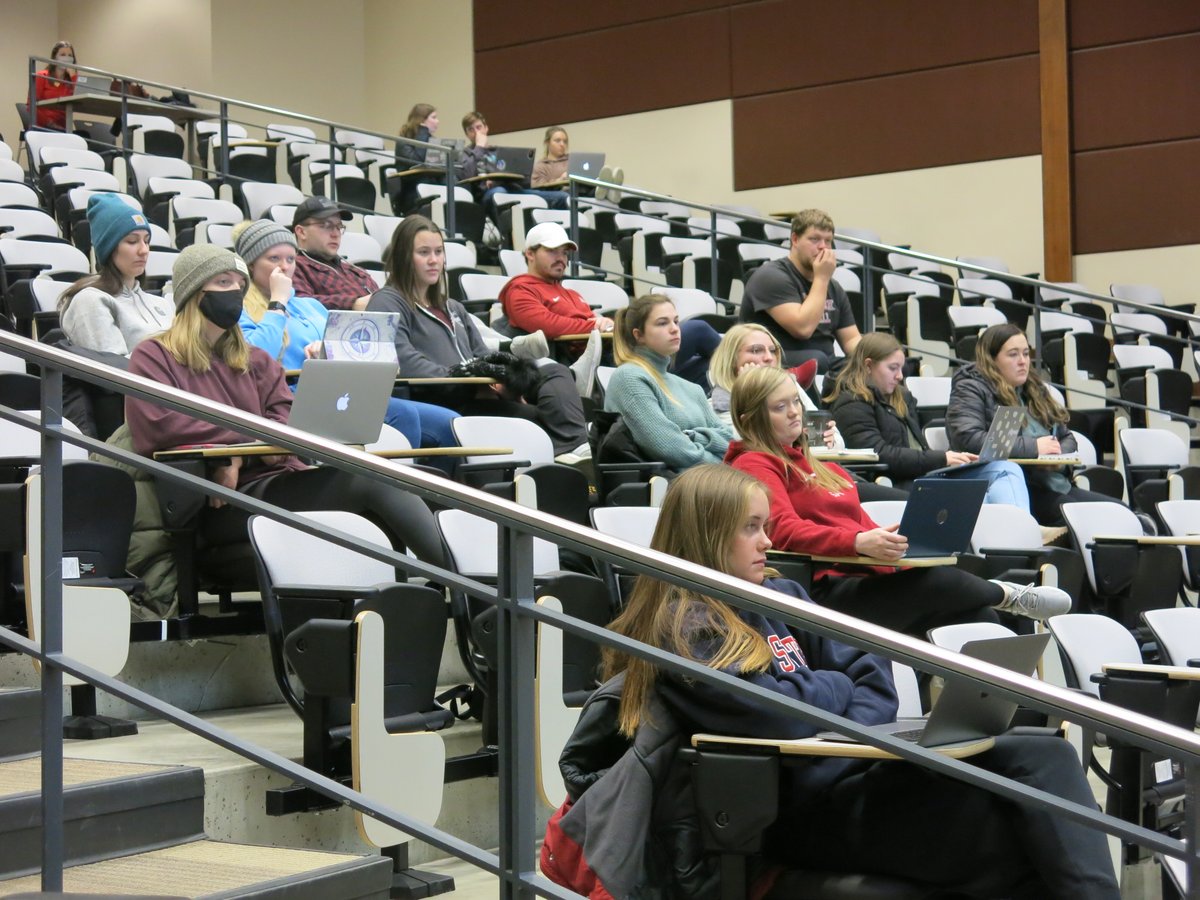 ISU_TES's tweet image. Today our Fall 2022 Student Teachers are going though Decision Point 2 (DP2). DP2 is where Student start to plan out where they will be doing their Student Teaching come Fall semester.