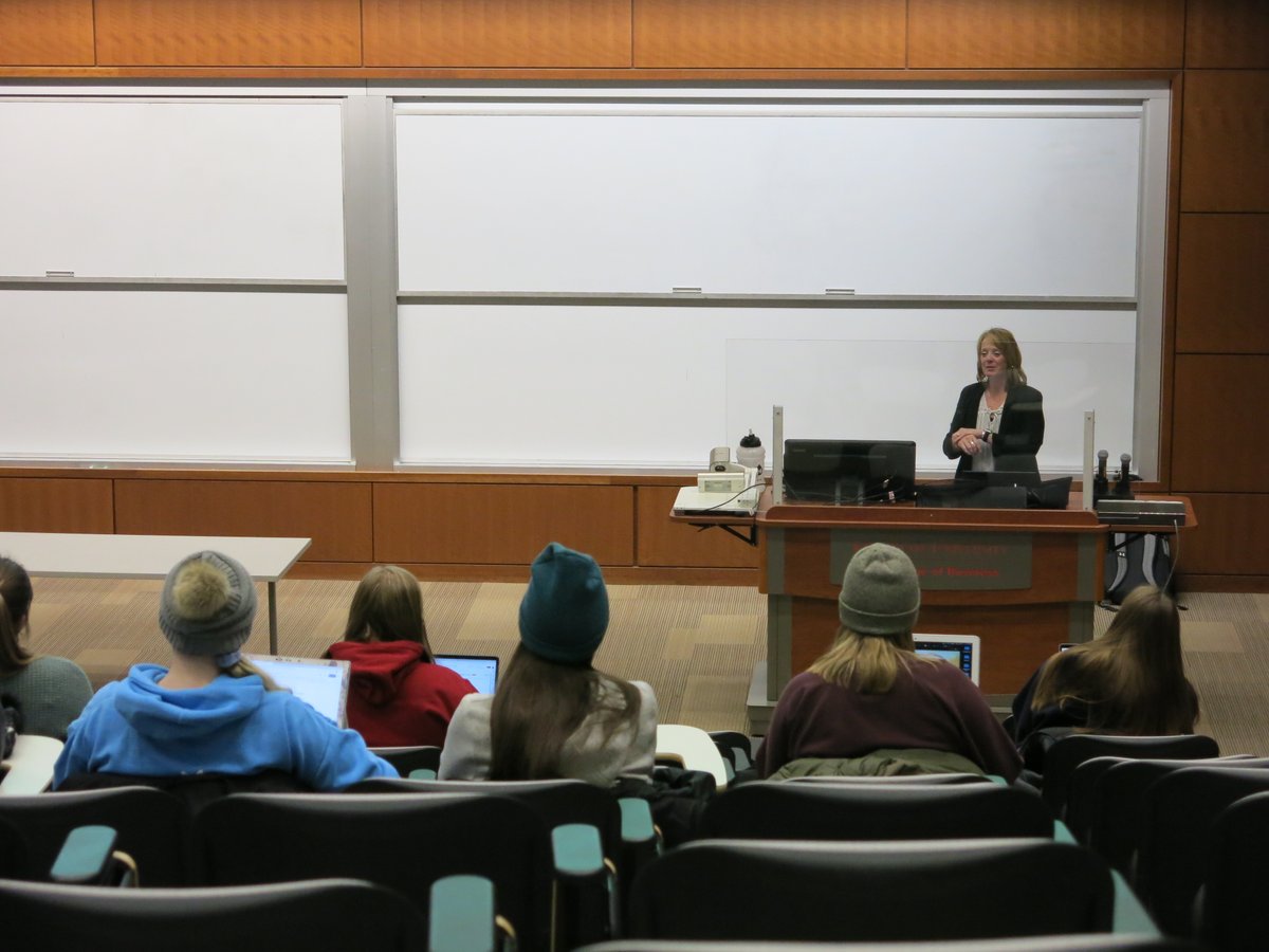 ISU_TES's tweet image. Today our Fall 2022 Student Teachers are going though Decision Point 2 (DP2). DP2 is where Student start to plan out where they will be doing their Student Teaching come Fall semester.