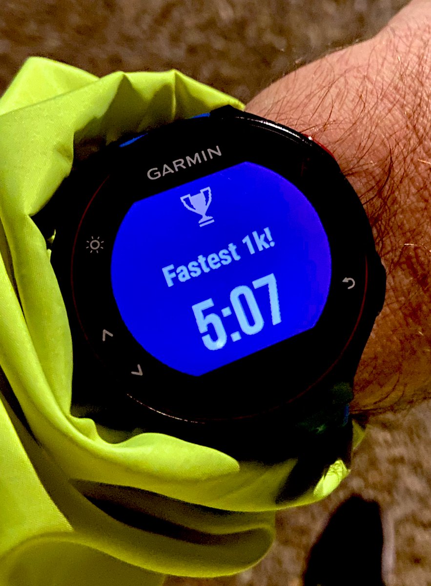 nickmhyde's tweet photo. Very pleased with my fastest 5k of the year so far, pushed it tonight after a pretty stressful day! Final km was my fastest too, boom! Plus a high VO2 (whatever one of them is!) #GroundhogDay #running #fastfebruary 💪🏻🏃🏻♂️ https://t.co/aaK5F1HA8D