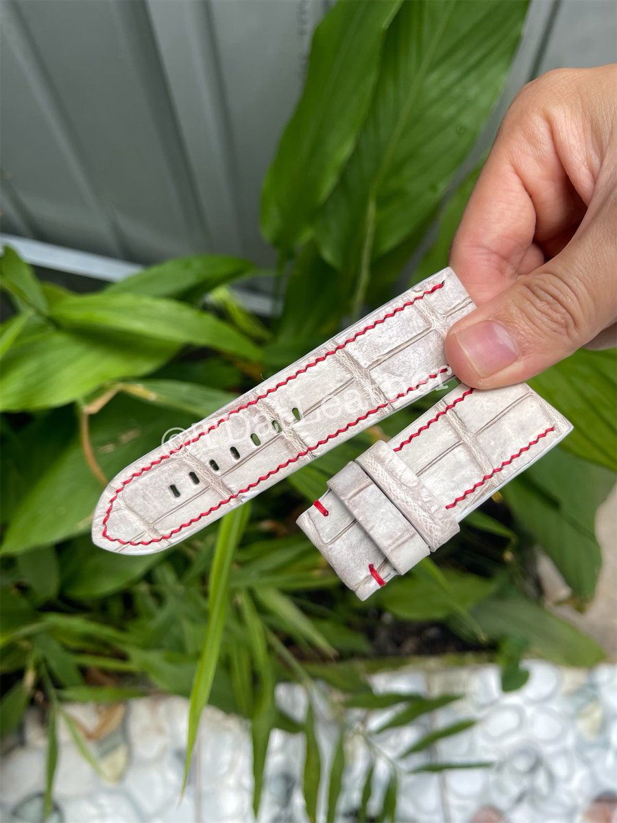 datstraps's tweet image. Handmade by TDat Leather! Custom made strap. TDat Leather now available on Etsy 😍