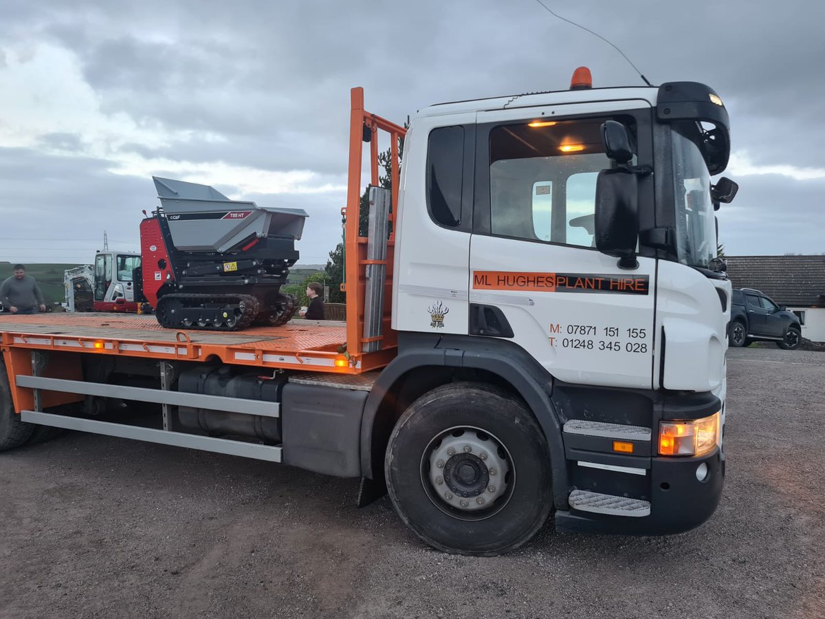 cfminidumper's tweet photo. @cf_equipments T85 Tracked Dumper sold in North Wales by Dealer @GLSplant https://t.co/hWAvYBVWmQ
