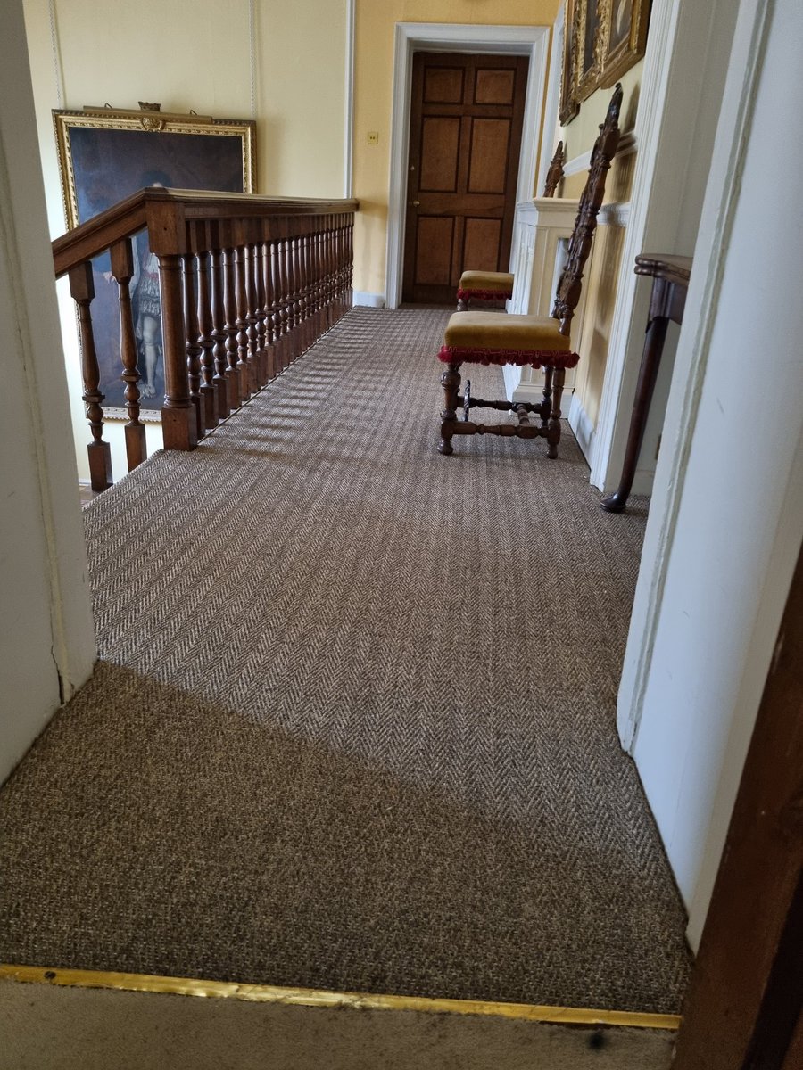 N T CRAIG CARPETS tweet media