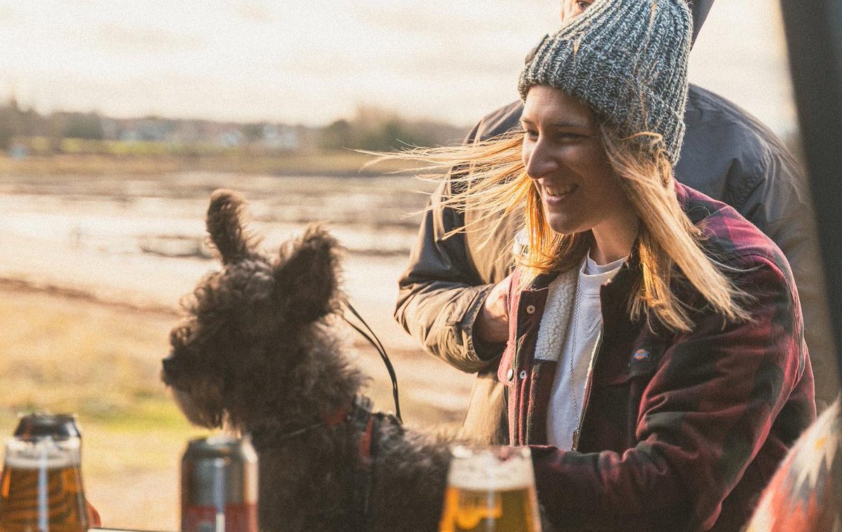 TheBellfield's tweet photo. Last chance to enter our Beer For A Year &amp; Camper #Competition! 🚌🍻12 cases of beer PLUS £120 voucher to stay in a Now Where Campers VW van.
To ENTER:
✔️Like &amp; RT this post
✔️Follow us @Bellfieldbrewery
✔️For extra 5 entries - sign up to our newsletter👉 https://t.co/rhy8L4NHkW https://t.co/tHejKcOtNY