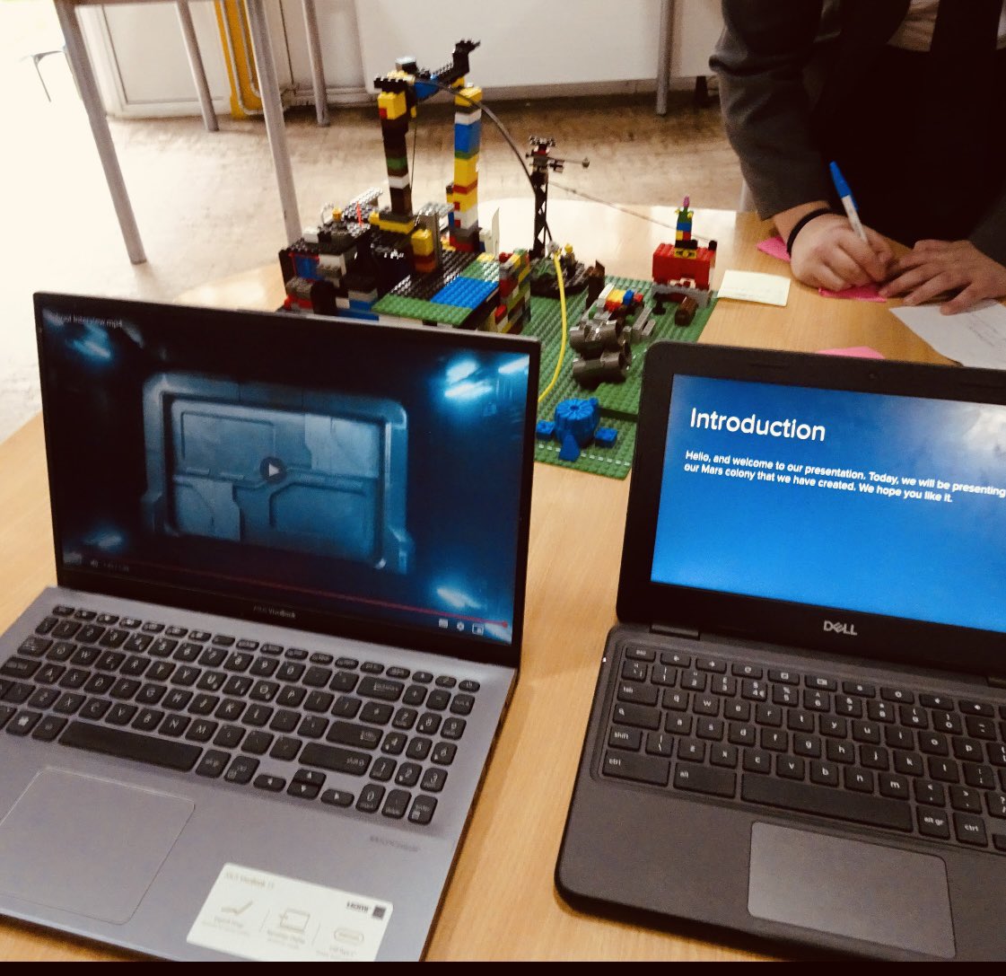 WykhamL's tweet photo. So today was the Final Product for our Space Assignment @WykhamPark @futuresbanbury All of our year 8 students took part . Winners will be announced very soon @AspirationsAT @heidi_teaman https://t.co/pBrD2XmdnA