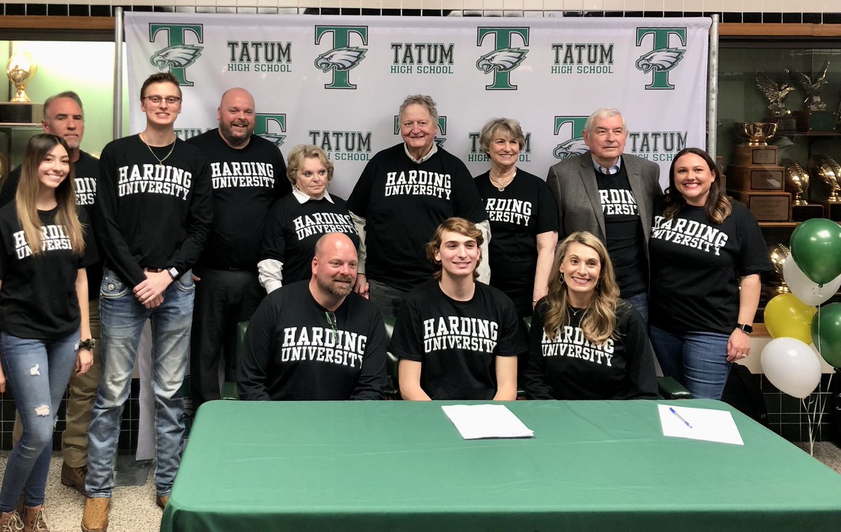 Officially a Bison! Looking forward to the next chapter! <a href="/Harding_FB/">Harding Football</a>