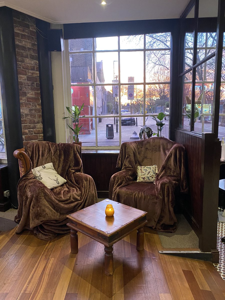 BostonArms's tweet image. Just look at our brand new green snug area! 

She’s needs a bit more nourishing before we are finished but what a great start! 

Join us in the snug with a glass of vino!