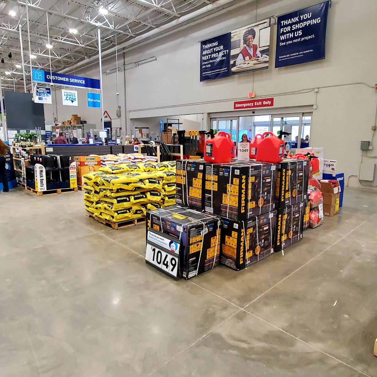 Lowe's Of Buckhannon tweet media